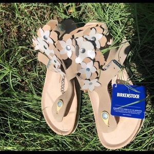 Birkenstock Gizeh High Flower Nude Suede Leather